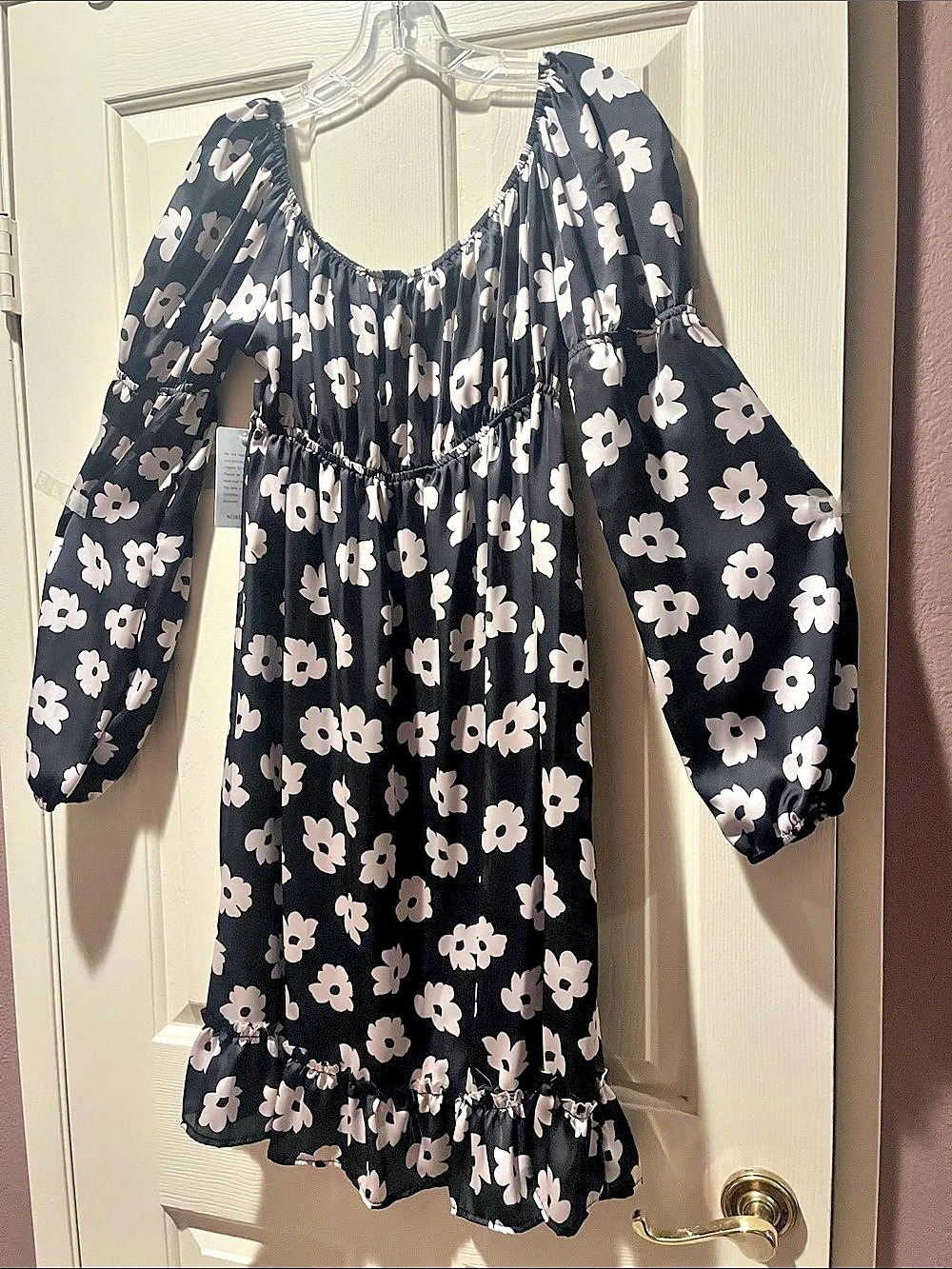 Velvet Torch Floral Mini Dress in Black & white Size XL NWT